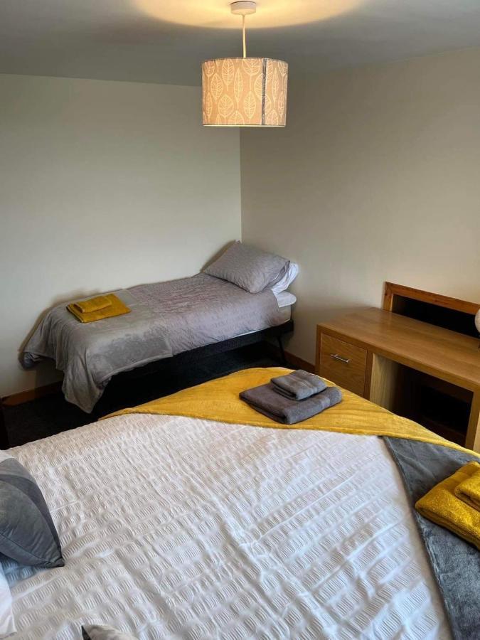 2 Bedroom House Overlooking Pierowall Bay, Westray Buitenkant foto